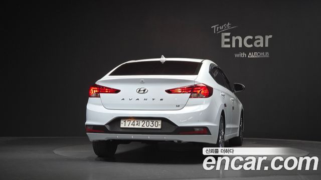Hyundai AVANTE из Кореи Encar