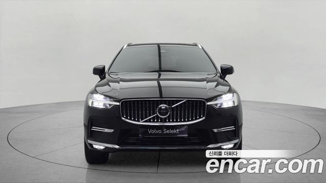 Volvo XC60 B6 Ultimate Bright — пробег 45 412 км — фото 2 из 5