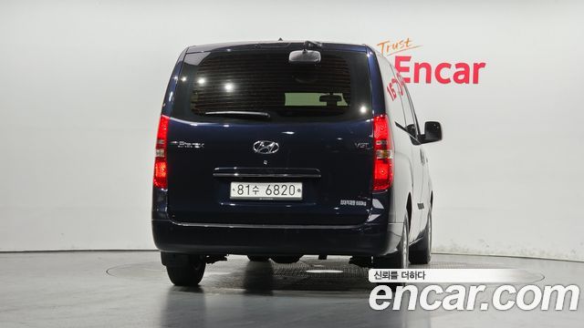Hyundai Starex Van 5-Seater Smart — пробег 106 160 км — фото 4 из 5