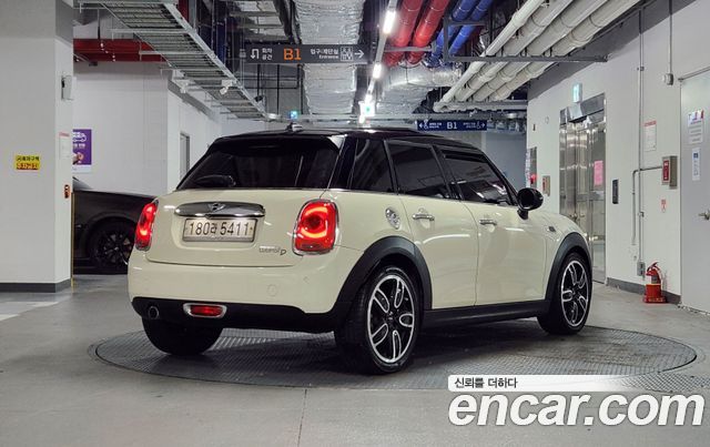 Mini Cooper из Кореи Encar