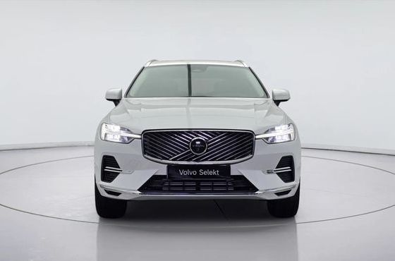 Volvo XC60 T8 Ultra Bright — пробег 20 328 км — фото 2 из 5