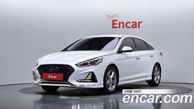 Hyundai Sonata 2.0 Smart — пробег 117 781 км — фото 1 из 5