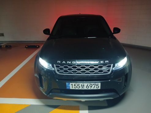 Land Rover Range Rover Evoque P250 SE — пробег 68 152 км — фото 1 из 5