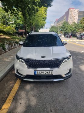 Kia Carnival Diesel 7-Seater Signature — пробег 76 400 км — фото 3 из 5