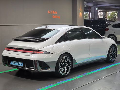 Hyundai Ioniq6 Long Range AWD Prestige — пробег 67 360 км — фото 3 из 5