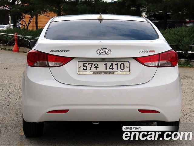 Hyundai AVANTE M16 GDI Top — пробег 124 961 км — фото 4 из 5