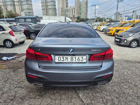 BMW 5-Series 520d xDrive M Sport Package Plus — пробег 80 644 км — фото 3 из 5