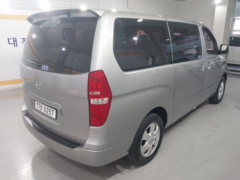 Hyundai Starex 4WD Wagon 12-Seater Modern — пробег 85 920 км — фото 3 из 5