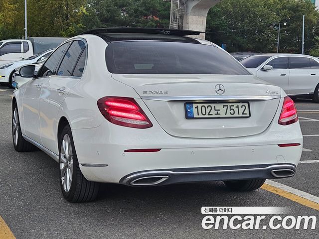 Mercedes-Benz E-Class из Кореи Encar