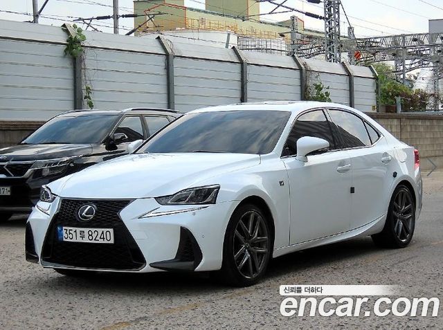 Lexus IS F-Sport — пробег 189 111 км — фото 1 из 2