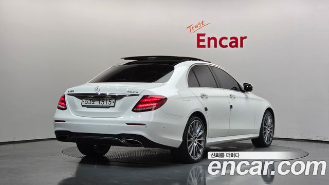 Mercedes-Benz E-Class из Кореи Encar