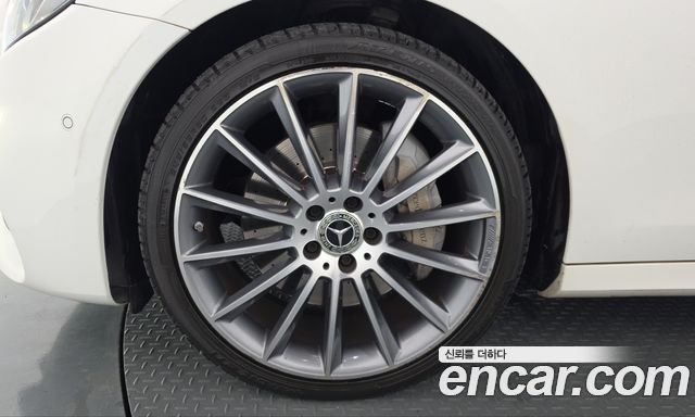 Mercedes-Benz E-Class из Кореи Encar
