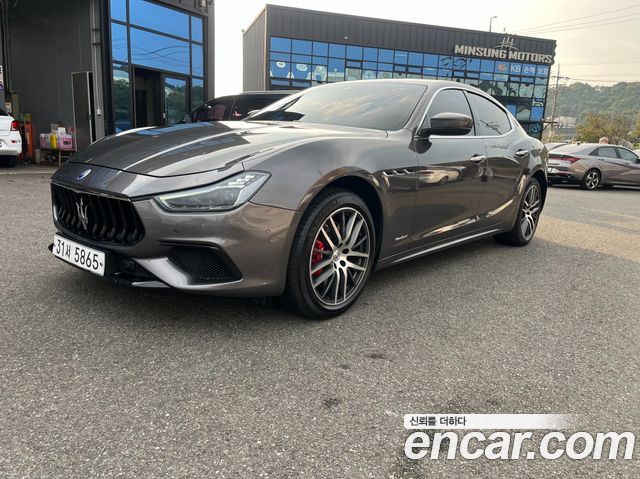 Maserati Ghibli 3.0 GranSport 3rd — пробег 120 164 км — фото 1 из 5
