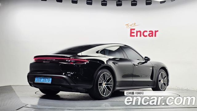 Porsche Taycan из Кореи Encar