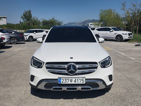 Mercedes-Benz GLC-Class GLC300e 4MATIC — пробег 29 568 км — фото 2 из 5