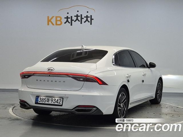 Hyundai Grandeur 3.0 LPi Rent Car Premium — пробег 93 752 км — фото 3 из 5