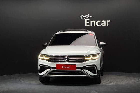 Volkswagen Tiguan 2.0 TSI Prestige — пробег 33 943 км — фото 3 из 5