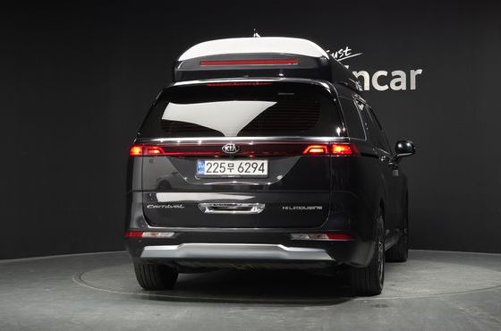 Kia Carnival Diesel 9-Seater Hi-Limousine(Special Vehicle) — пробег 152 989 км — фото 4 из 5
