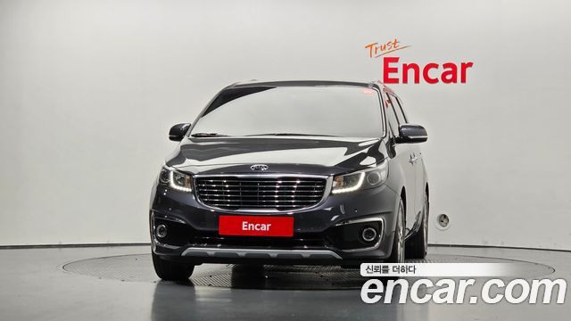 Kia Carnival 9-seater Prestige — пробег 72 374 км — фото 3 из 5