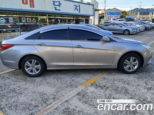 Hyundai Sonata LPI Smart — пробег 165 000 км — фото 3 из 5