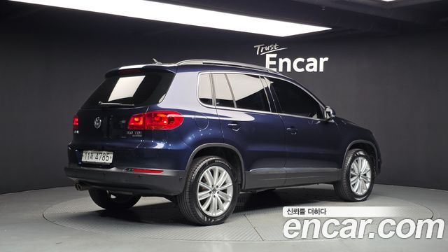 Volkswagen Tiguan 2.0 TDI  Premium 5N — пробег 58 681 км — фото 2 из 5