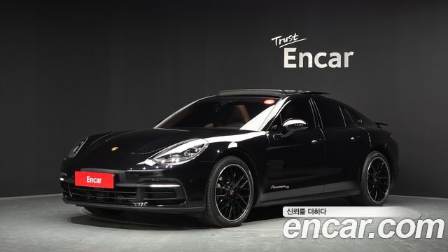 Porsche Panamera 3.0 AWD — пробег 57 491 км — фото 1 из 5
