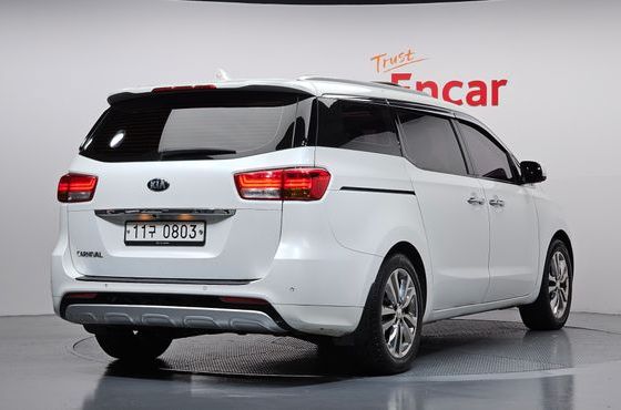 Kia Carnival 9-seater Noblesse — пробег 77 620 км — фото 2 из 5