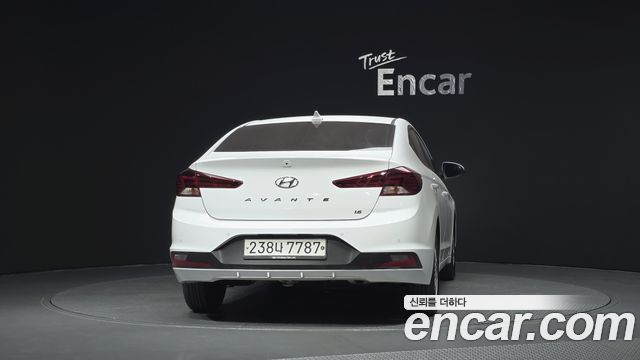 Hyundai AVANTE из Кореи Encar
