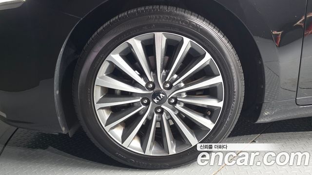 Kia K7 из Кореи Encar