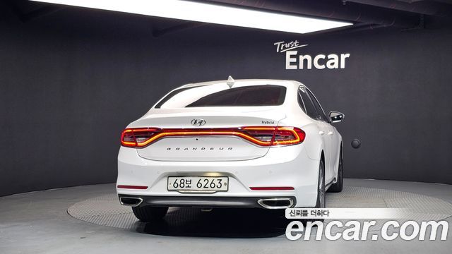 Hyundai Grandeur Exclusive — пробег 180 971 км — фото 4 из 5