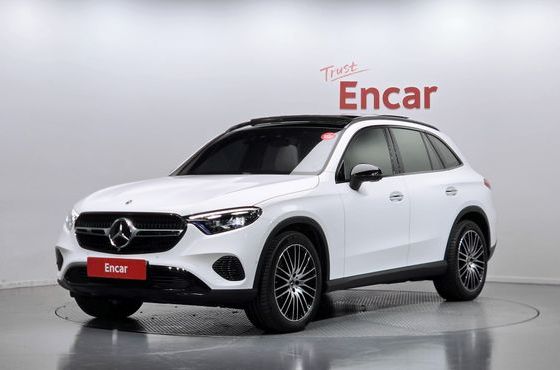 Mercedes-Benz GLC-Class GLC 300 4MATIC Avantgarde — пробег 10 659 км — фото 1 из 5