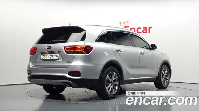 Kia Sorento Diesel 2.0 4WD Prestige — пробег 105 571 км — фото 2 из 5