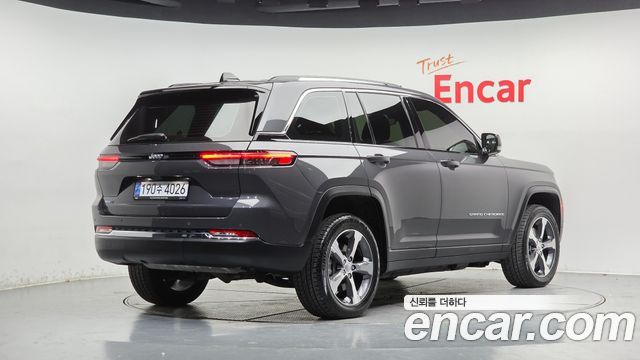 Jeep Cherokee 4xe Limited — пробег 35 380 км — фото 2 из 5