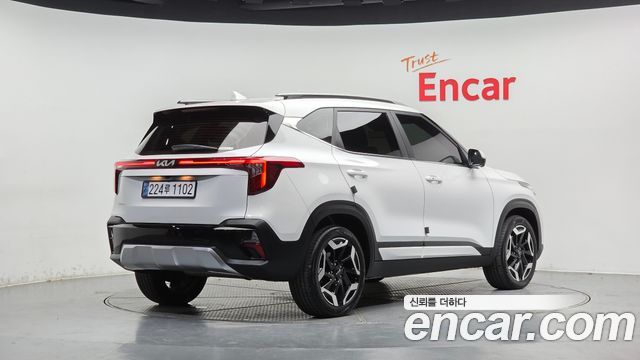 Kia Seltos из Кореи Encar
