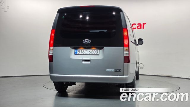 Hyundai Staria Cargo 5-Seater Modern — пробег 58 678 км — фото 4 из 5