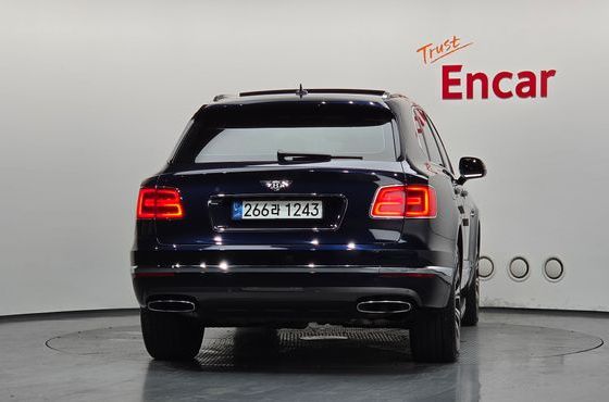 Bentley Bentayga 6.0 W12 — пробег 39 598 км — фото 4 из 5