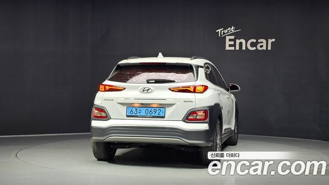 Hyundai Kona Modren — пробег 74 822 км — фото 4 из 5