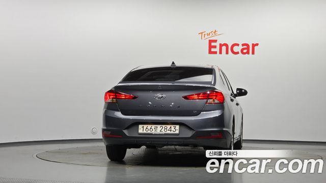 Hyundai AVANTE из Кореи Encar