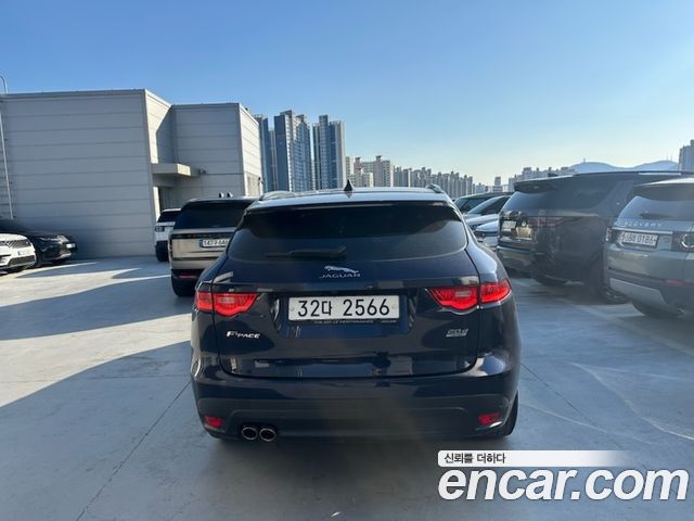 Jaguar F-PACE 20d Portfolio — пробег 103 060 км — фото 4 из 5