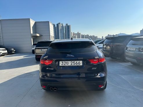 Jaguar F-PACE 20d Portfolio — пробег 103 060 км — фото 4 из 5