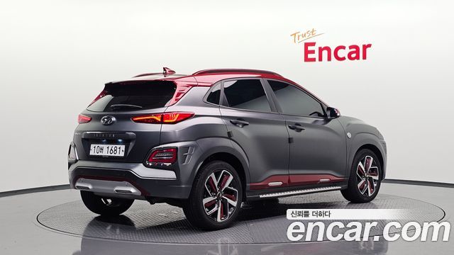 Hyundai Kona 1.6 Turbo 4WD Iron Man Edition — пробег 26 626 км — фото 2 из 5