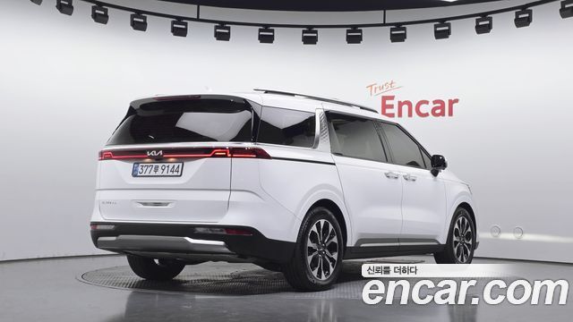 Kia Carnival Diesel 9-Seater Signature — пробег 85 327 км — фото 2 из 5