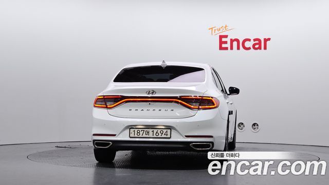 Hyundai Grandeur из Кореи Encar