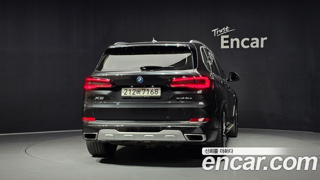 BMW X5 xDrive 45e xLine — пробег 179 420 км — фото 4 из 5