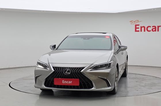 Lexus ES Executive — пробег 97 734 км — фото 3 из 5