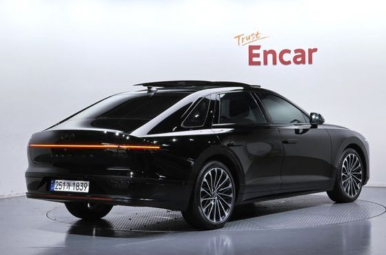 Hyundai Grandeur Calligraphy — пробег 32 540 км — фото 2 из 5