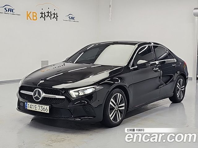 Mercedes-Benz A-Class A220 Sedan — пробег 49 200 км — фото 1 из 5