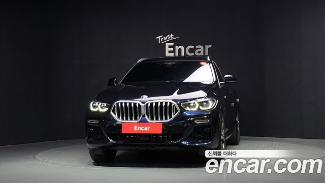 BMW X6 xDrive40i M Sport — пробег 72 568 км — фото 3 из 5