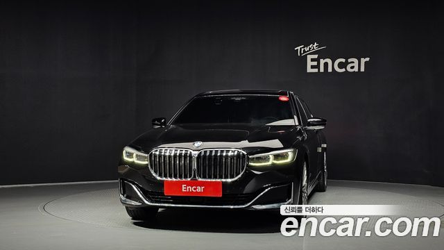 BMW 7-Series 730Ld xDrive Design Pure Excellence — пробег 105 060 км — фото 3 из 5