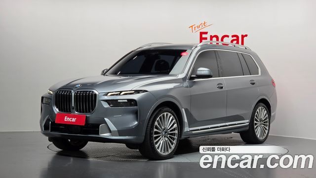 BMW X7 xDrive 40i Design Pure Excellence 6-Seater — пробег 57 782 км — фото 1 из 5